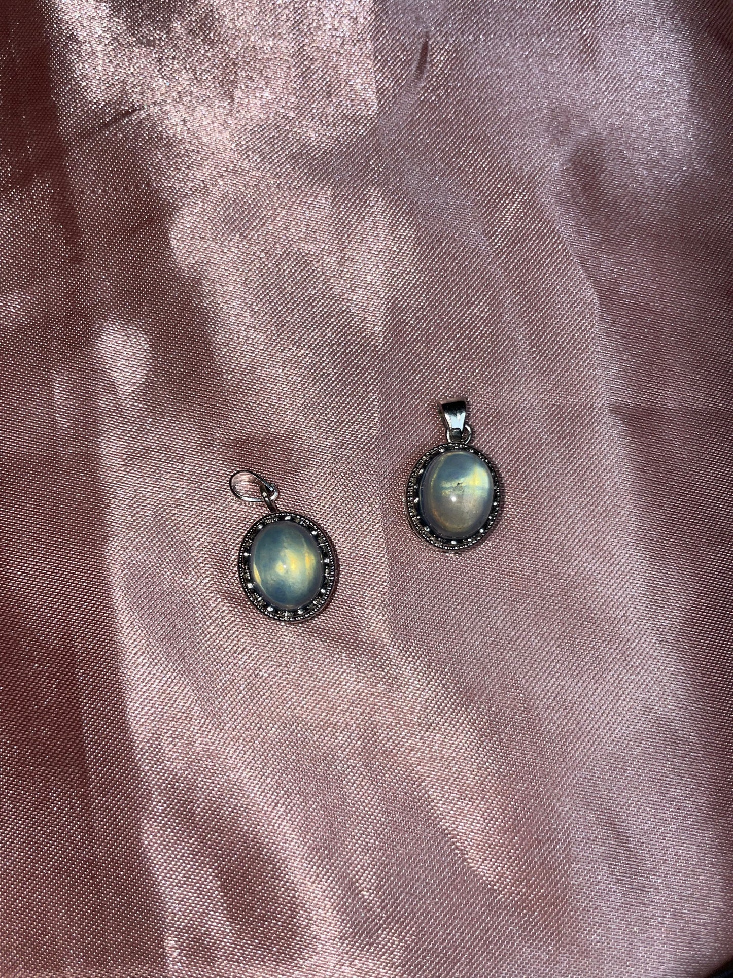 Aquamarine flashy pendants