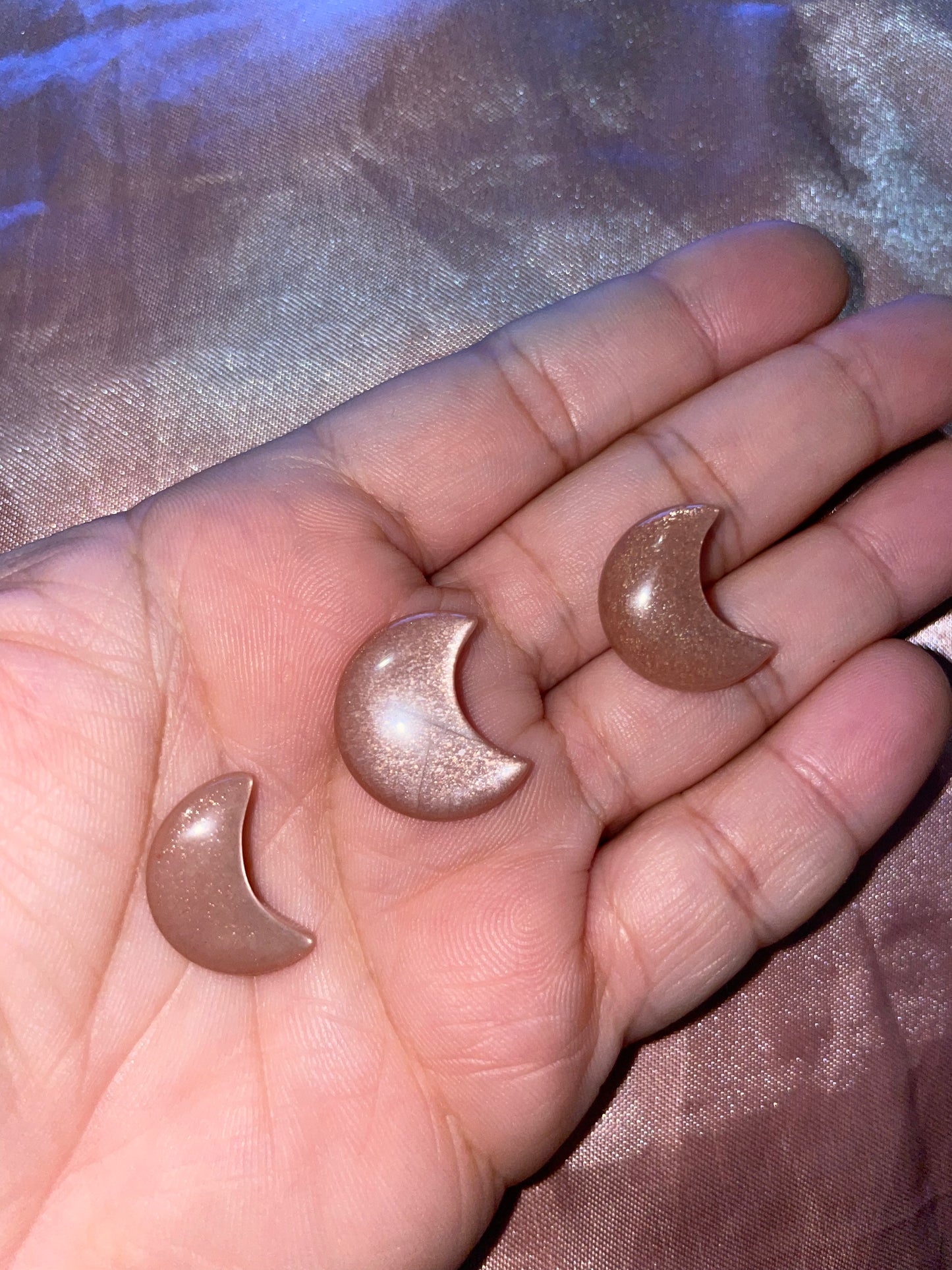 Mini peach moonstone with sunstone moons