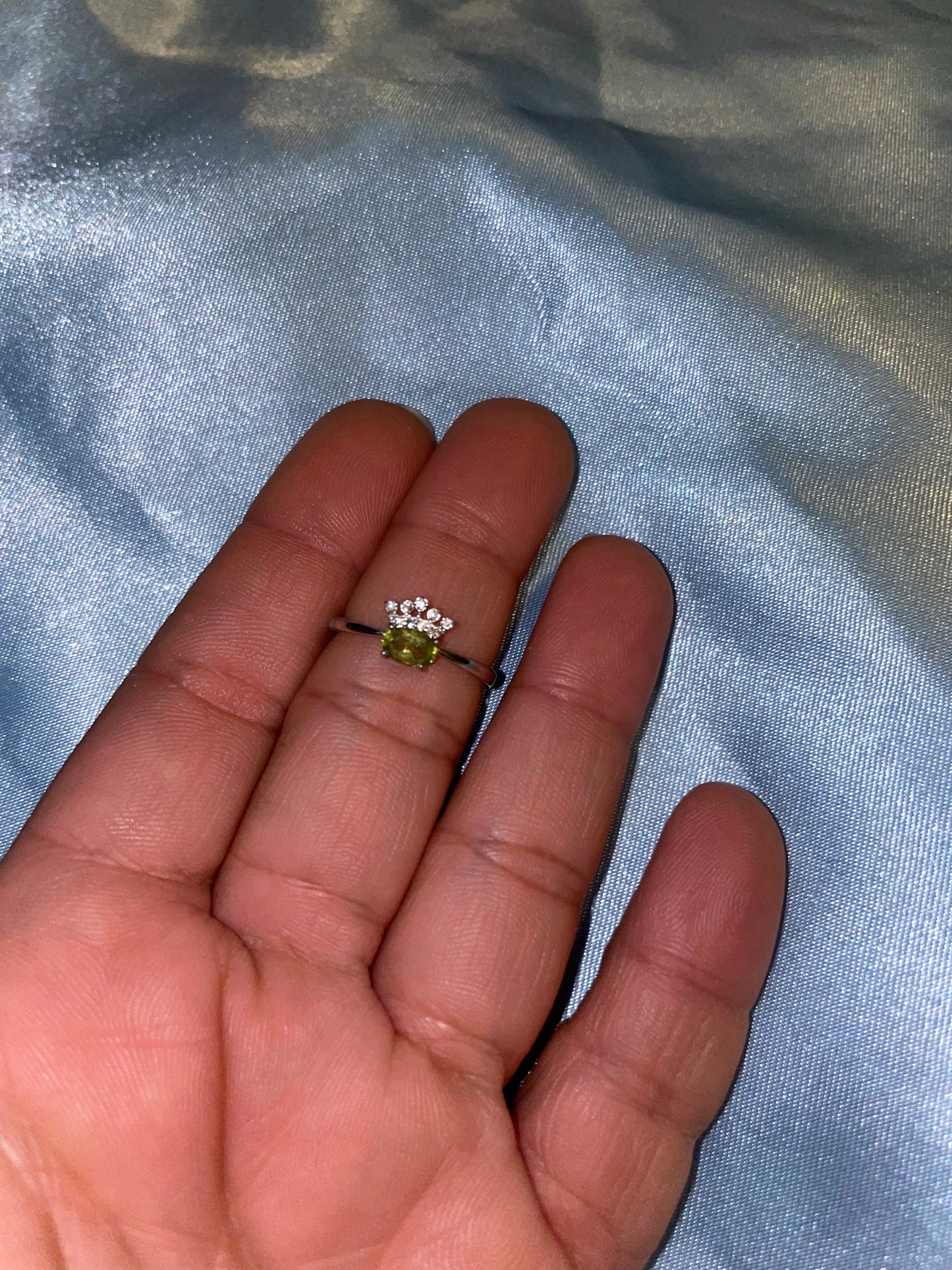 Peridot 925 silver ring