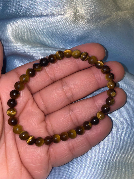 Flashy tigers eye bracelet