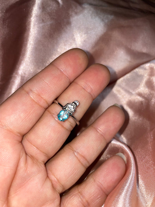 Blue topaz ring
