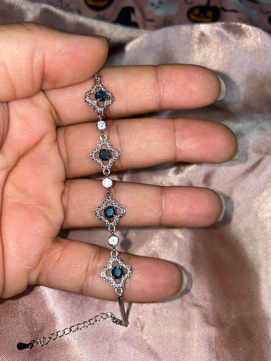 Blue sapphire bracelet