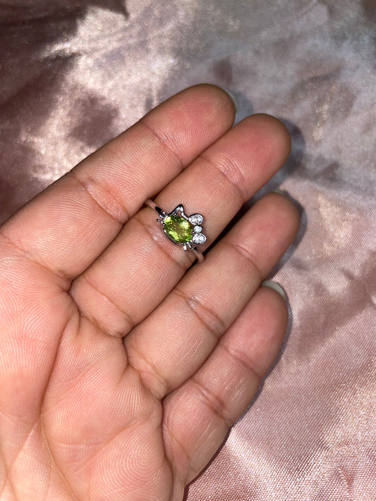 Peridot kitty ring
