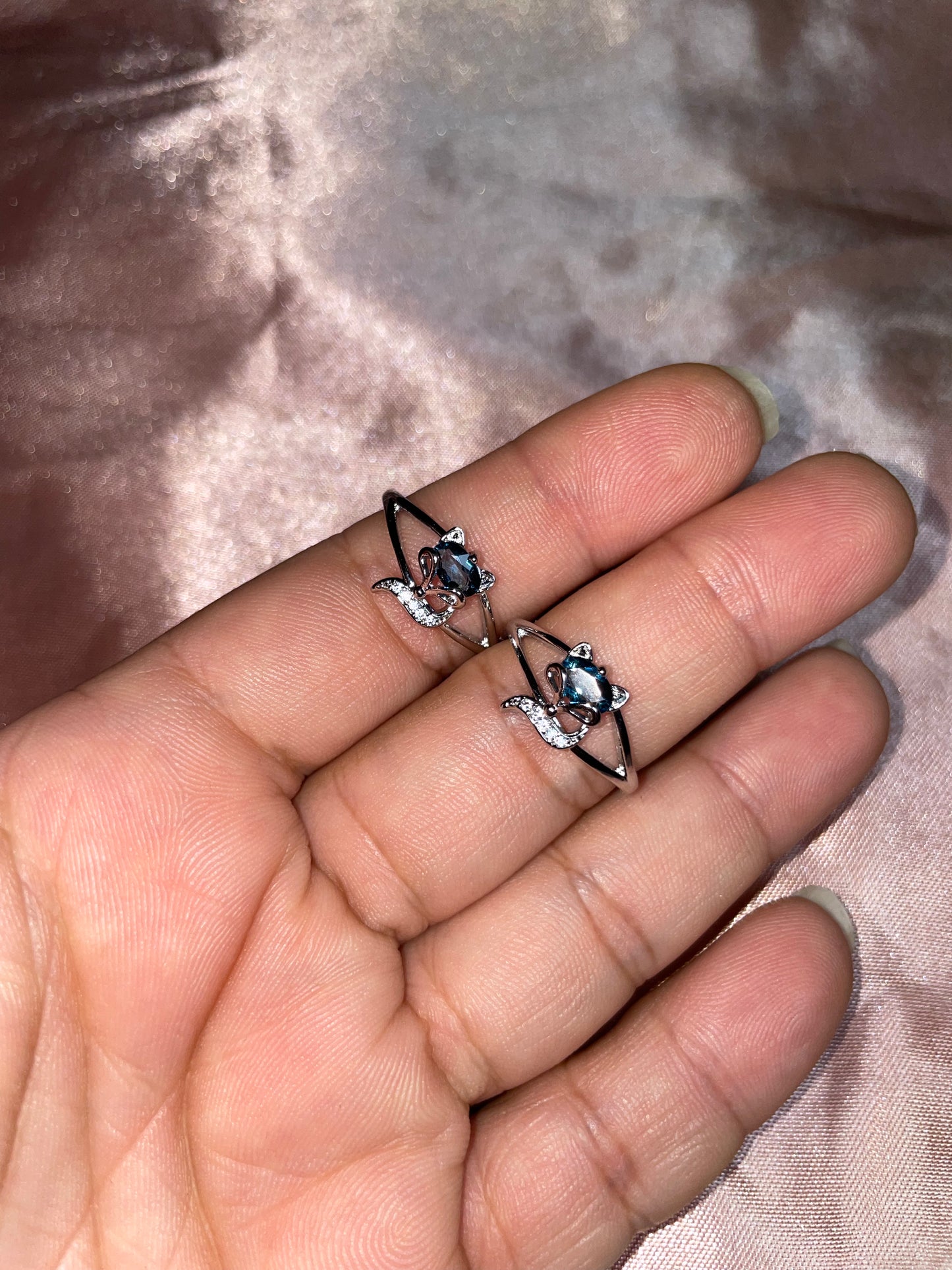 Blue Sapphire fox rings