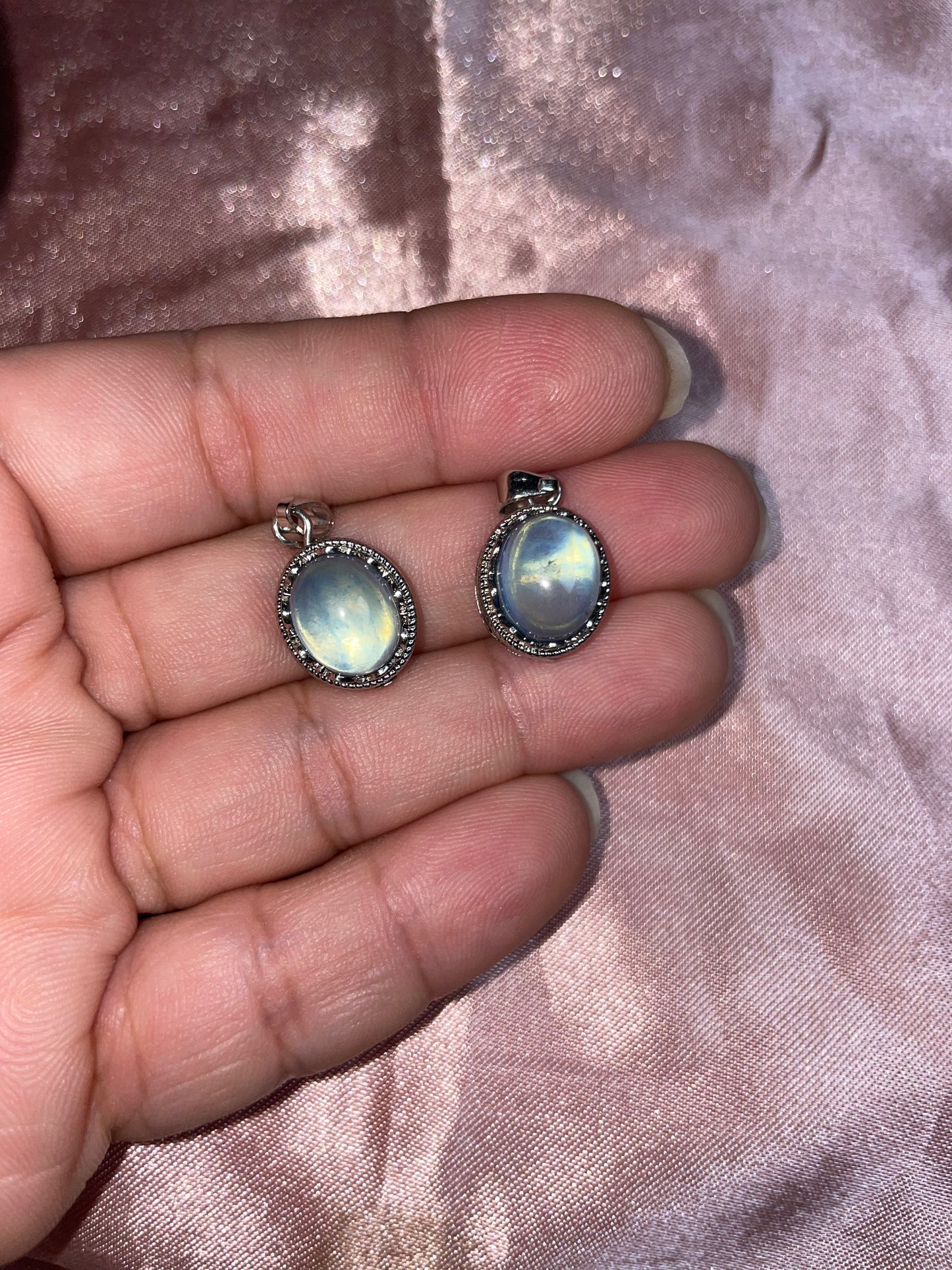 Aquamarine flashy pendants