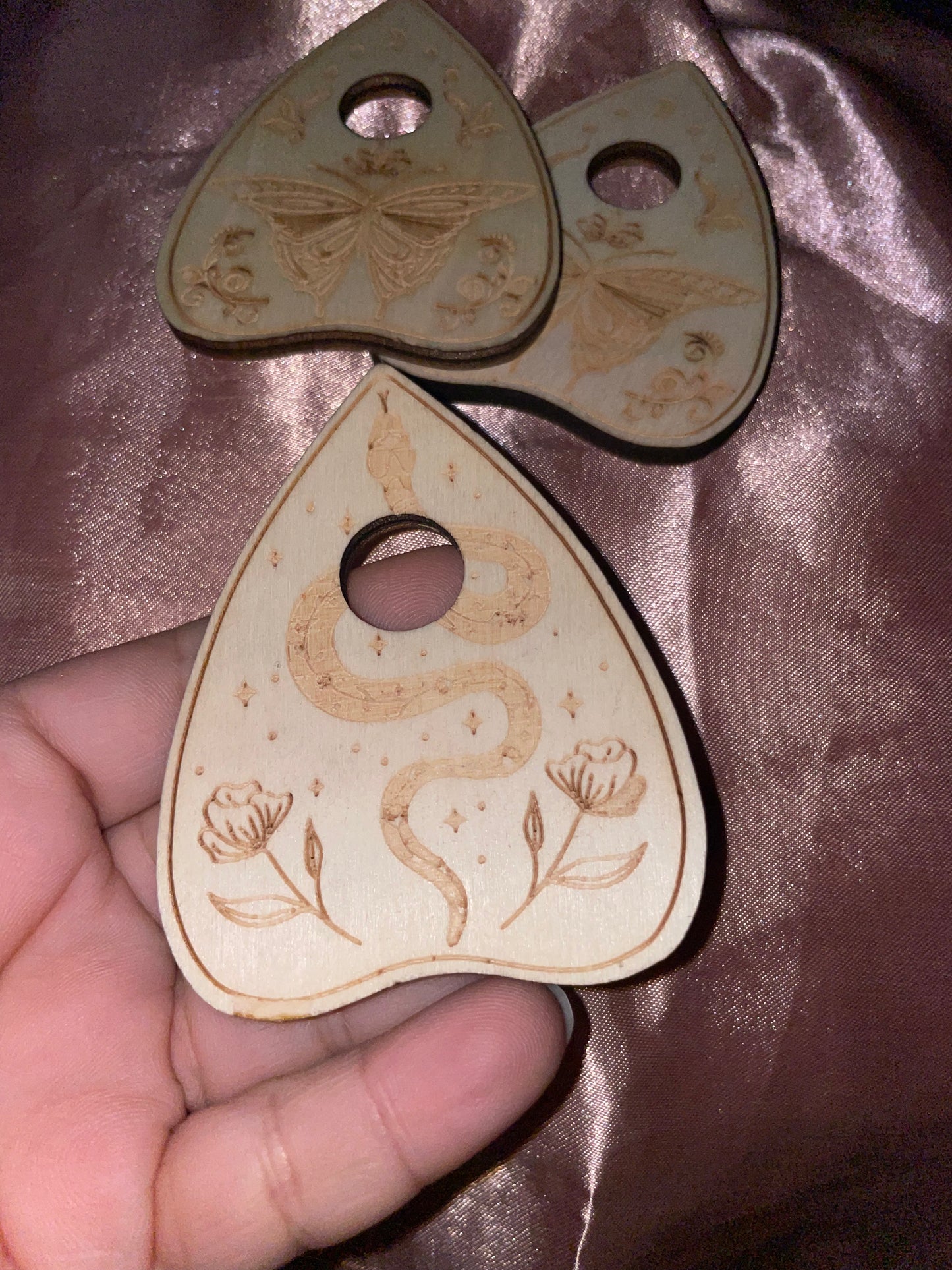 Planchette sphere stand