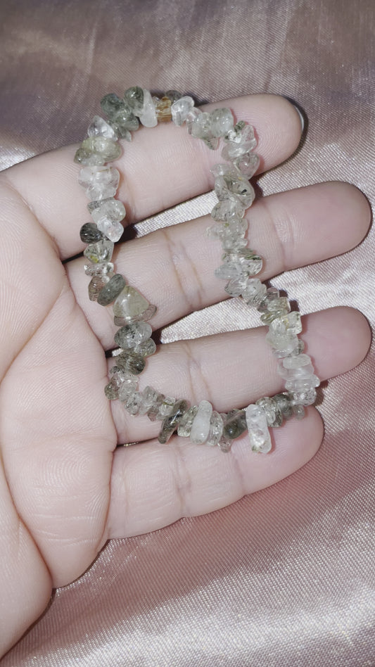 Green rutile in Quartz