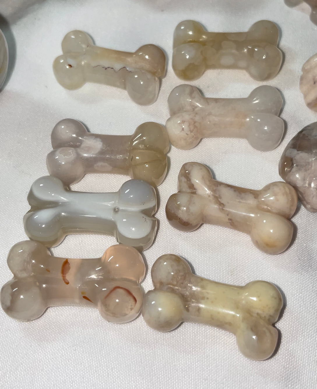 Mini flower agate bone carvings