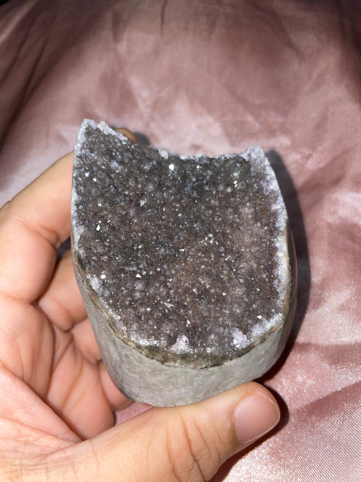 Lavender/gray amethyst cut base