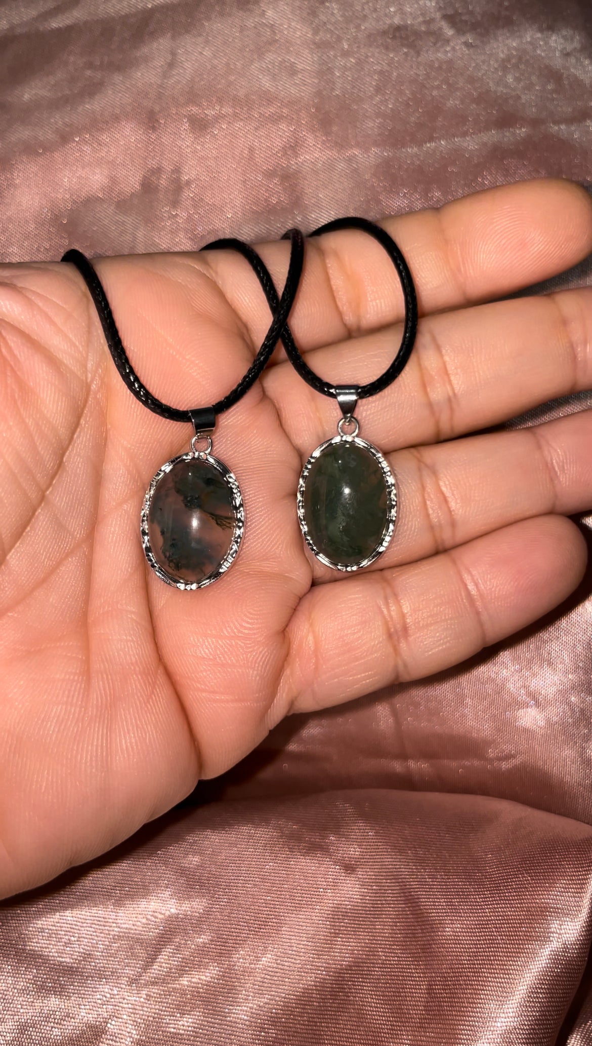 Moss agate pendant