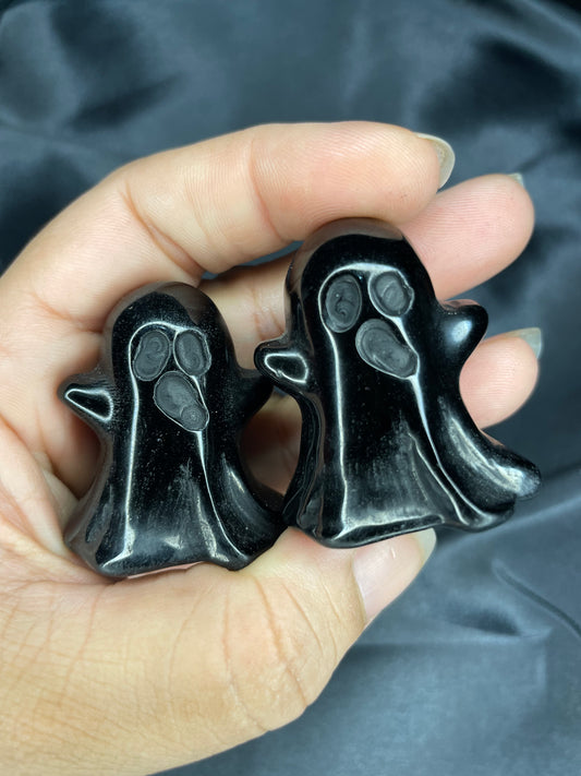 Black obsidian ghost