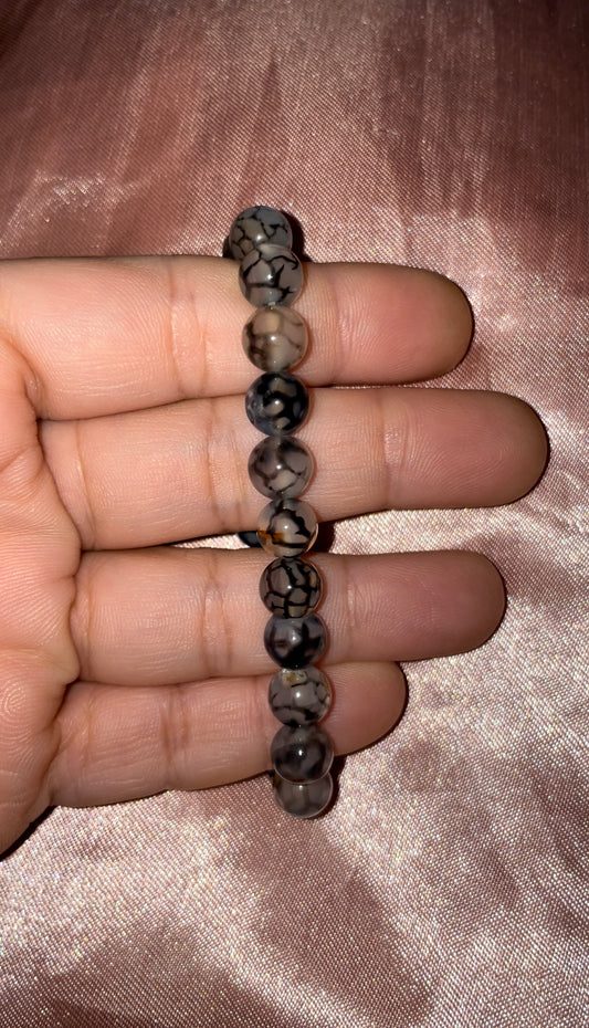 Cracked agate bracelet (dyed)