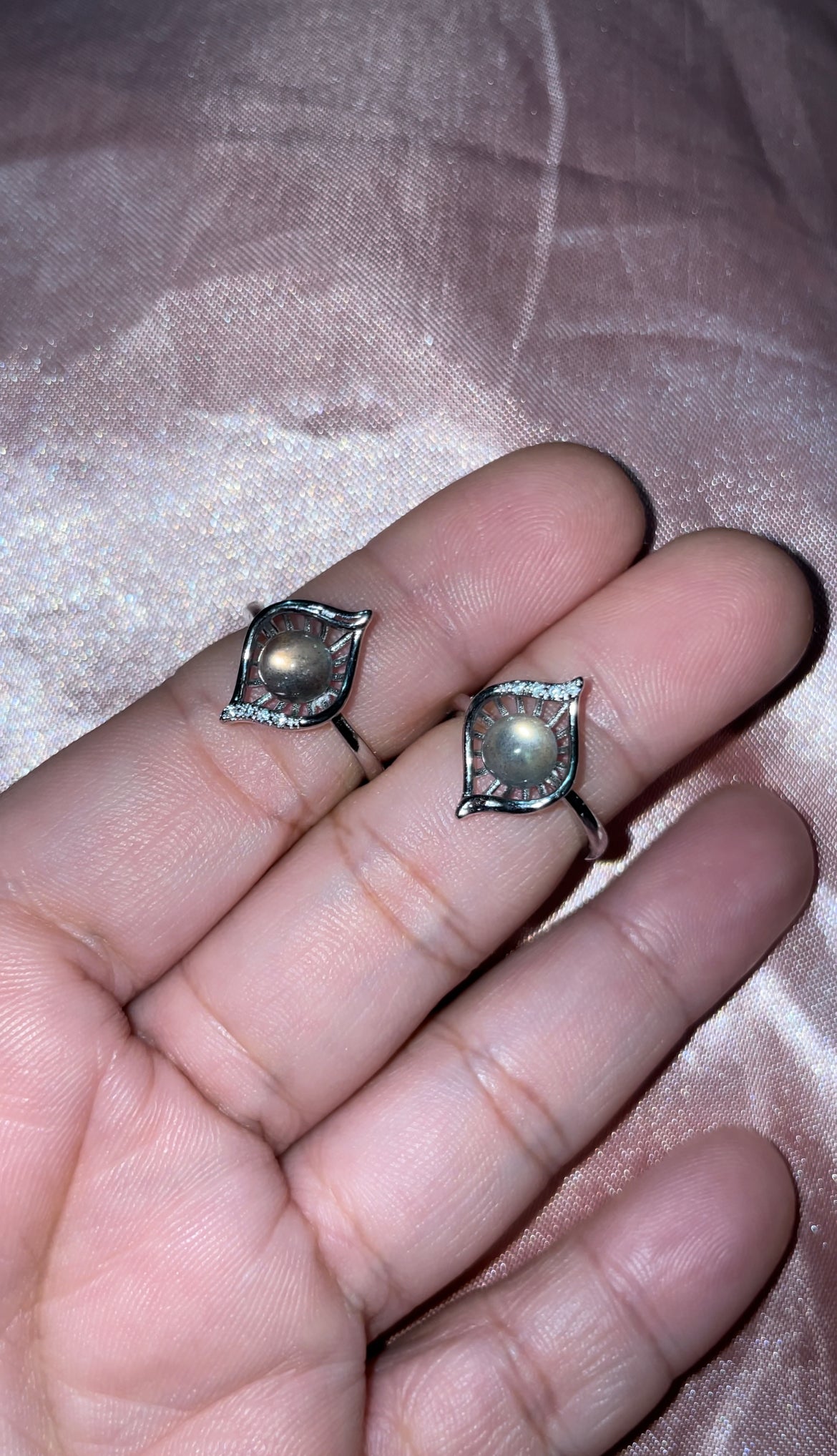 Super flashy Labradorite rings